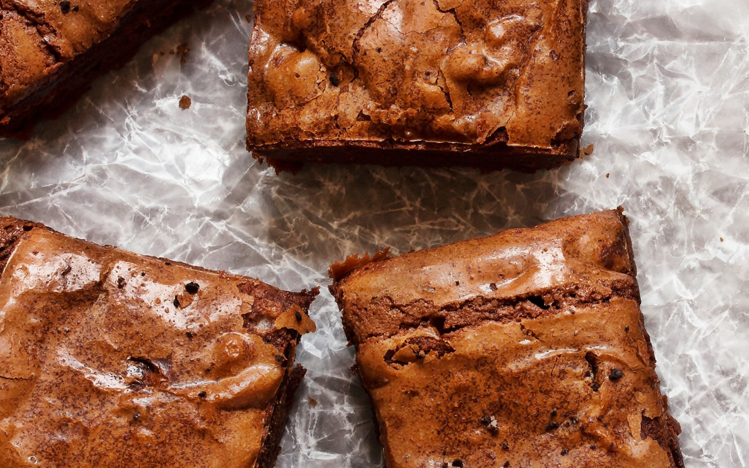 Keto Avocado-Brownies: Reichhaltig & Schokoladig