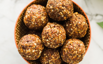 Gesunde Snacks: Proteinreiche Energiebällchen