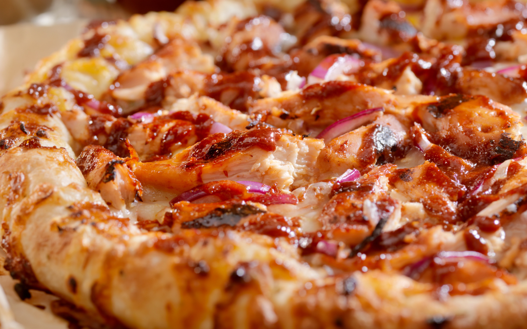 Gesunde BBQ-Hähnchen-Pizza
