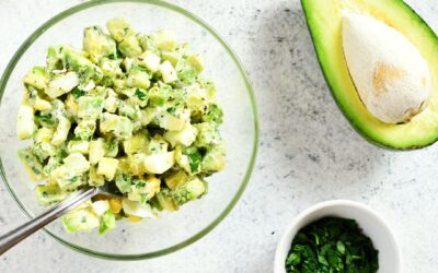 Proteinreicher Eiersalat mit Avocado