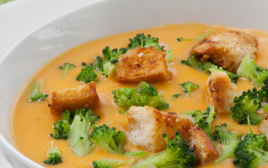 Gesunde Brokkoli-Cheddar-Suppe