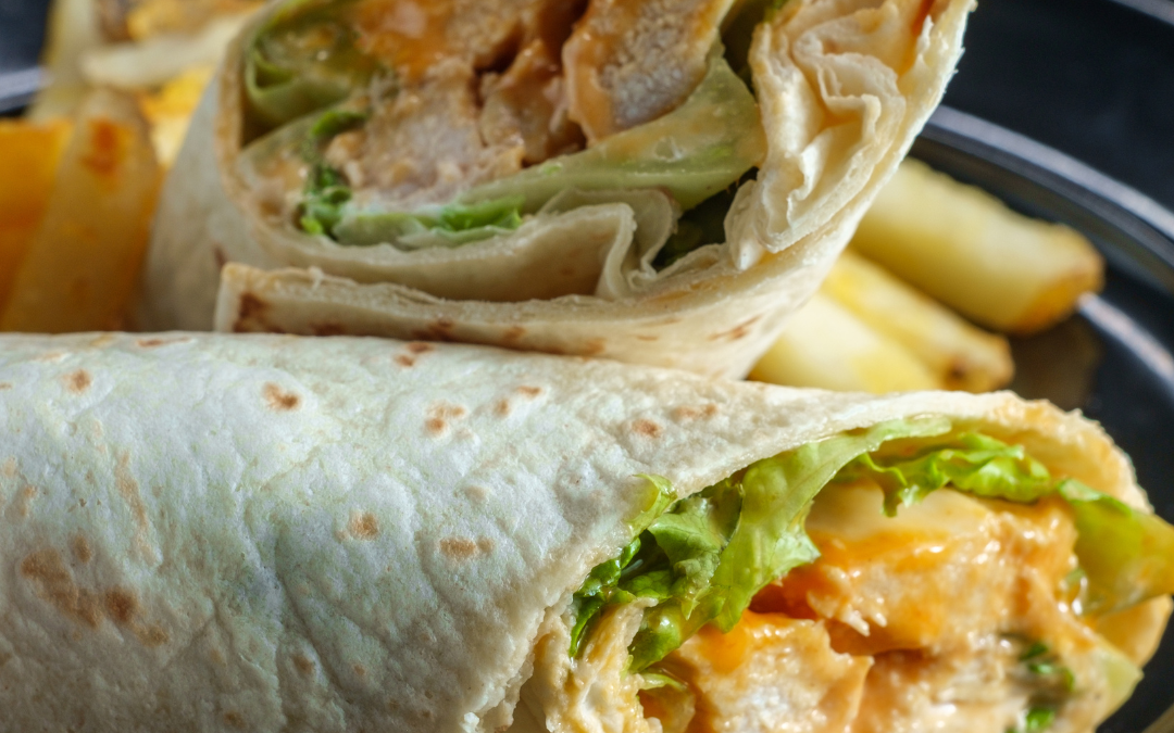 Gesunde Buffalo Chicken Wraps