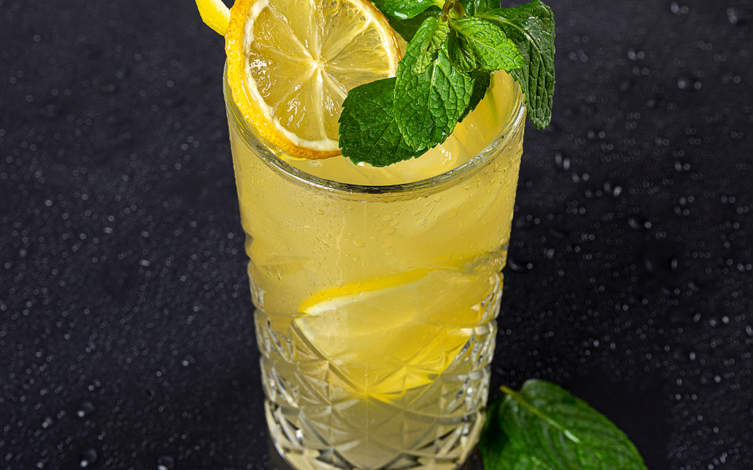 Erfrischende Zitronen-Minz-Limonade