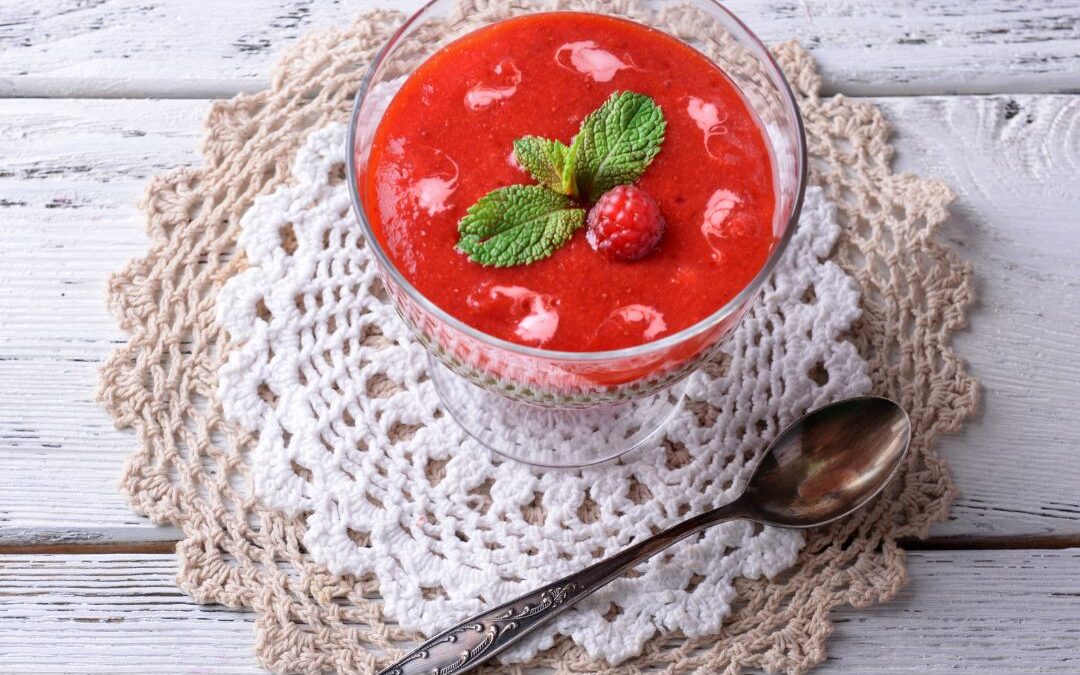 Erdbeer-Kiwi-Smoothie-Bowl
