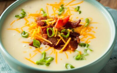 Blumenkohl-Kartoffelsuppe mit Speck