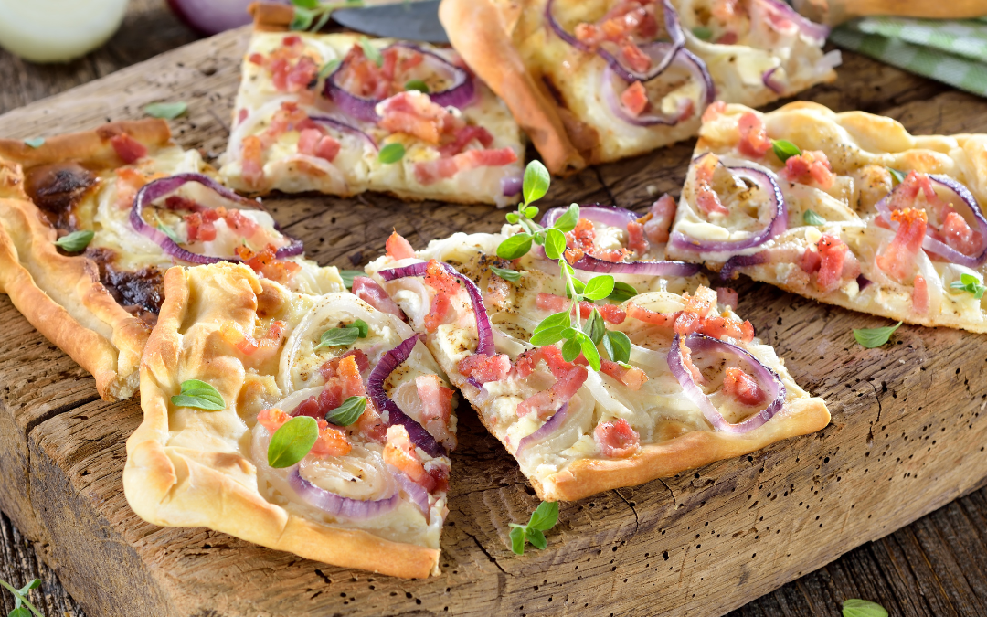 Low-Carb Flammkuchen mit Blumenkohlboden