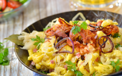 Leichte Spätzle mit Spinat und Pilzen