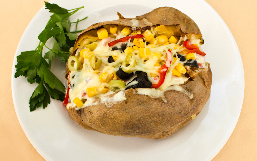 Gefüllte Süßkartoffeln mit Schwarzen Bohnen und Mais