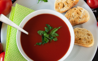 Klassische Gesunde Tomatensuppe
