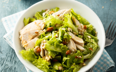 Hähnchen-Mandel-Salat