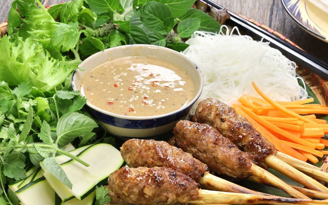 Vietnamesische Zitronengrass-Hähnchenspieße