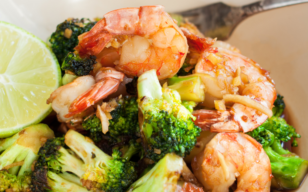 Fitnessfreundliche Garnelen mit Knoblauch und Brokkoli