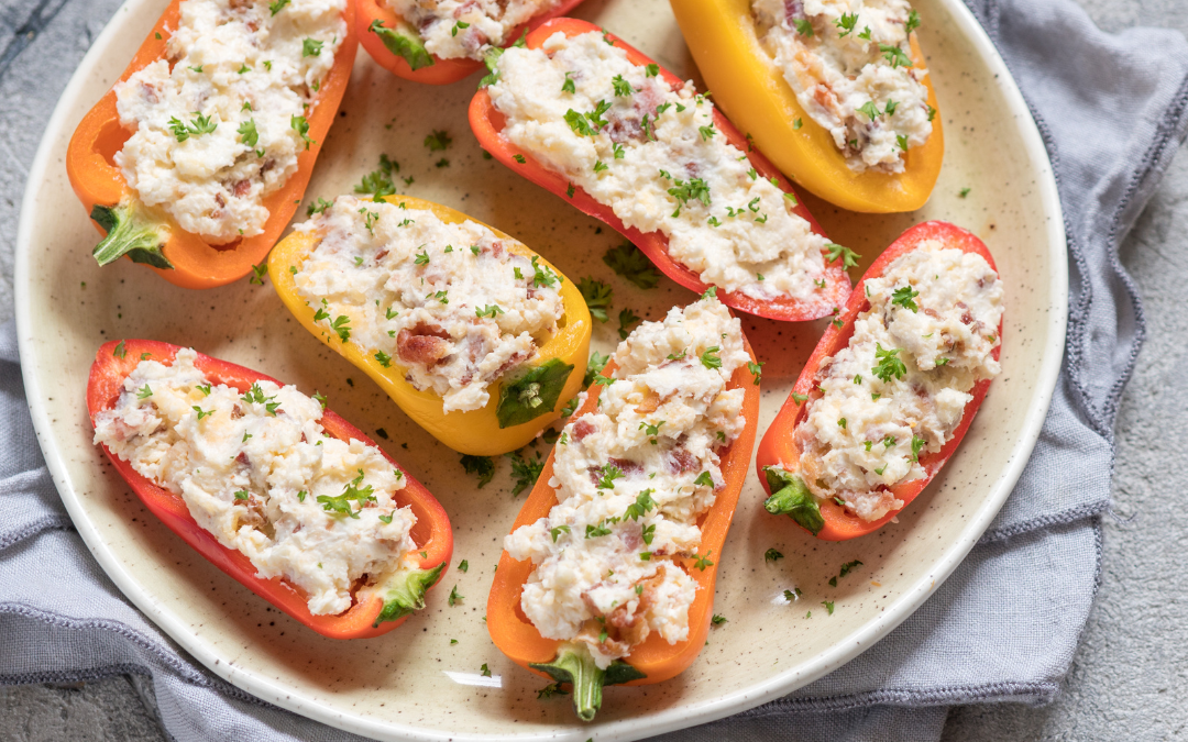 Frischkäse-gefüllte Paprika mit Kräutern